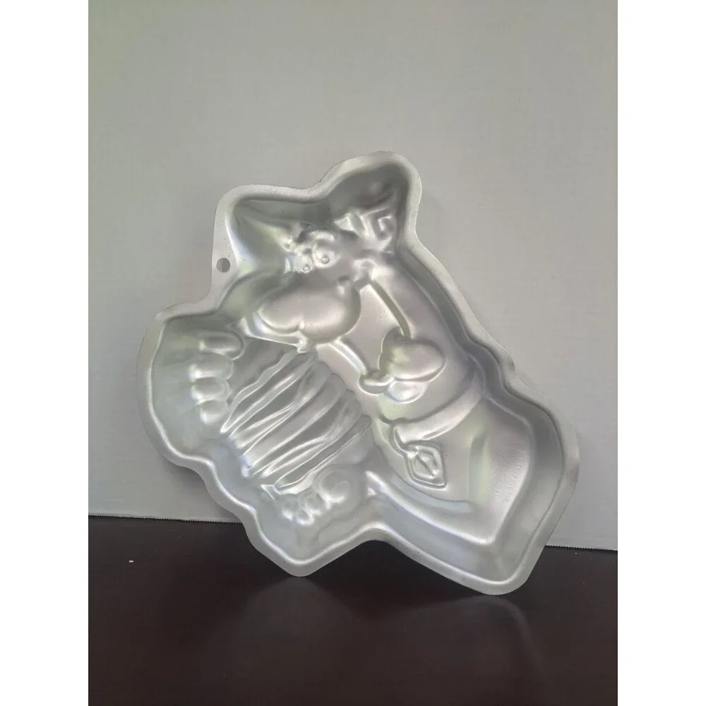 Wilton Scooby Doo Cake Pan 2105-3227